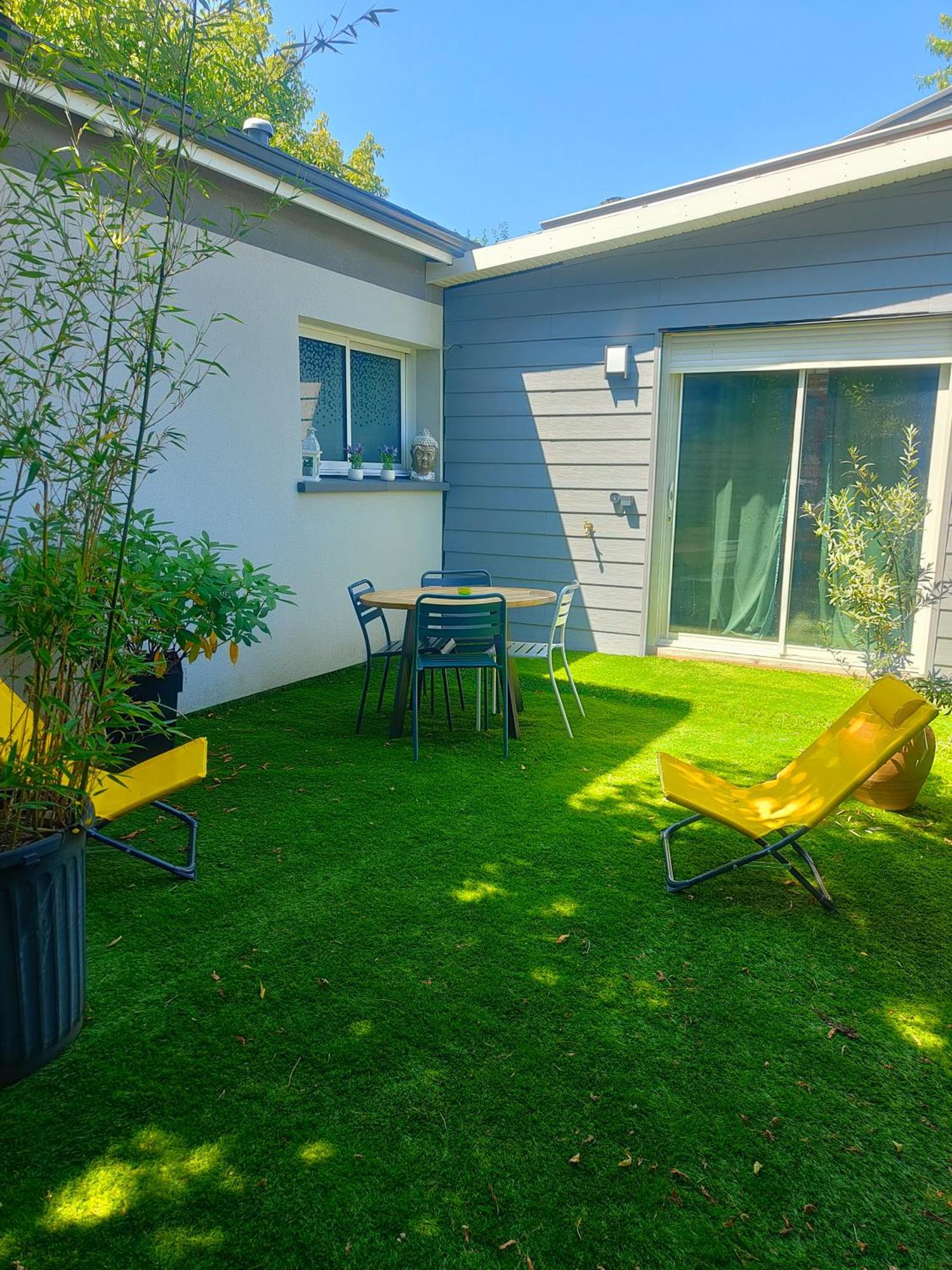 הוילה סנט-מדארד-אן-ז'אל Tiny House Avec Jardin Et Acces Piscine Chauffee מראה חיצוני תמונה
