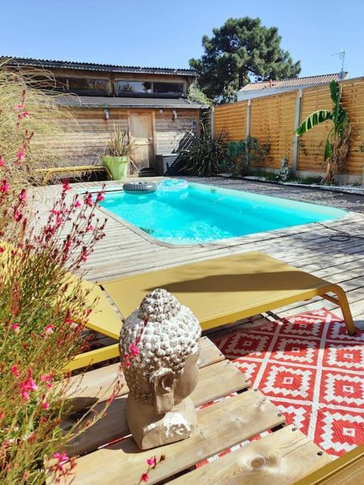 הוילה סנט-מדארד-אן-ז'אל Tiny House Avec Jardin Et Acces Piscine Chauffee מראה חיצוני תמונה